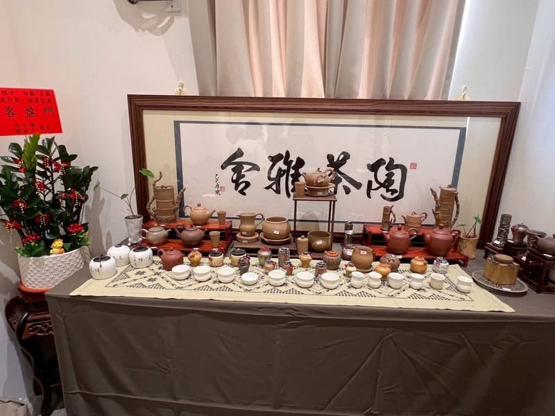 手捏壺陶藝作品 - 田清標老師與江秝笙老師創作